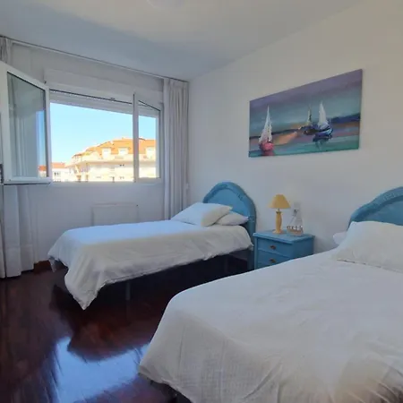 Station - Familiar En La Costa Gallega